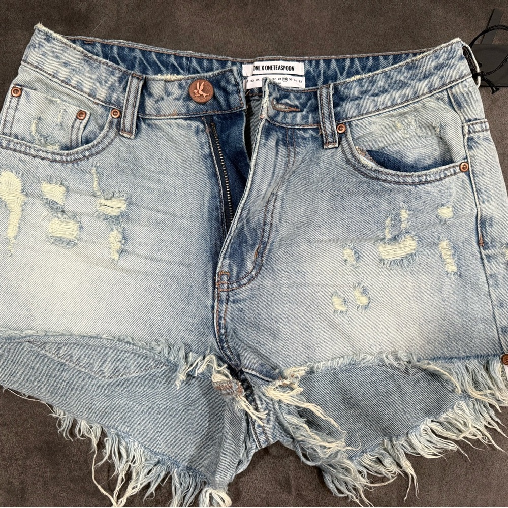 One Teaspoon Frayed Hem Jean Shorts - Light Blue